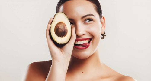 Beauty estate 2026: avocado, camelia e nebulizzatori conquistano le routine